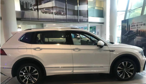奧迪汽車出現(xiàn)車速突然提升風(fēng)險(xiǎn) 超10萬(wàn)臺(tái)被召回
