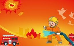 廈漳大橋上一小車被大火包裹 消防人員半個小時撲滅