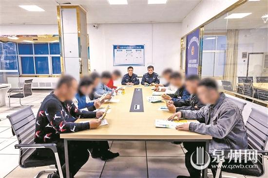 豐澤交警加大路面執法力度 對未佩戴安全頭盔者集中教育