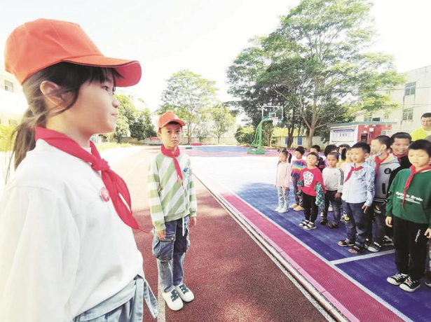 開展文明交通宣傳教育活動 樹立遵守交通規則意識