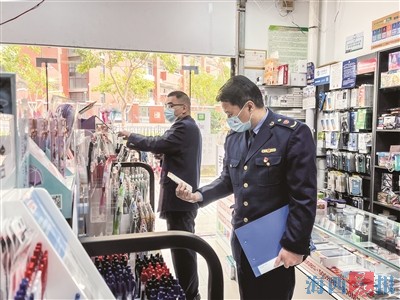 落實文化市場專項整治 營造良好校園周邊環境